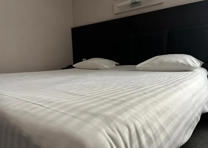 Hotel La Louve La Louvière