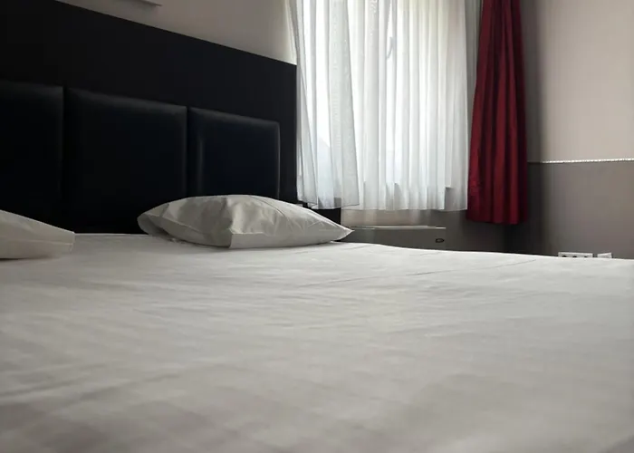 Hotel La Louve La Louvière