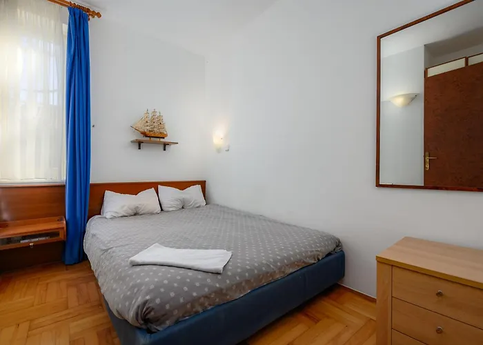Apartment Valdepian 3Br With Balcony With Sea View