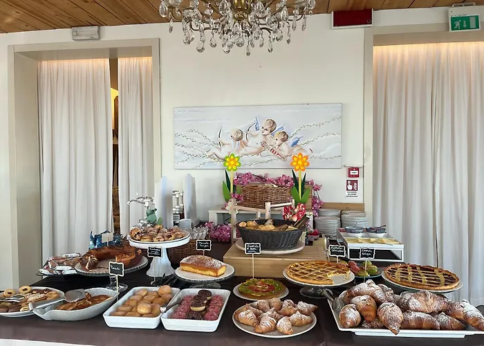 Hotel Garisenda sul Lungomare Riccione B&BRUNCH