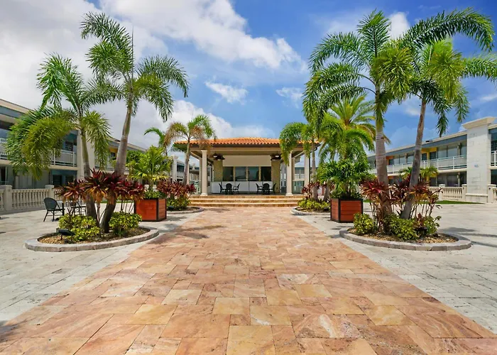 Quality Inn And Conference Center Tampa-Brandon