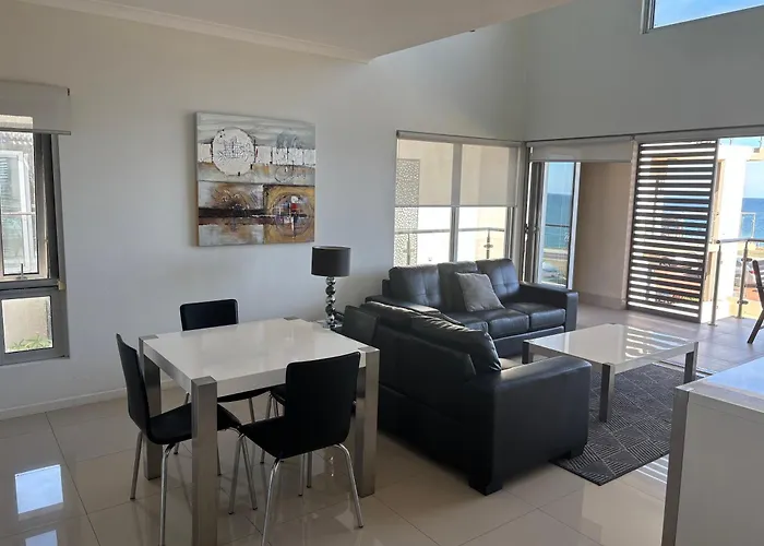 Seaview Apartments
