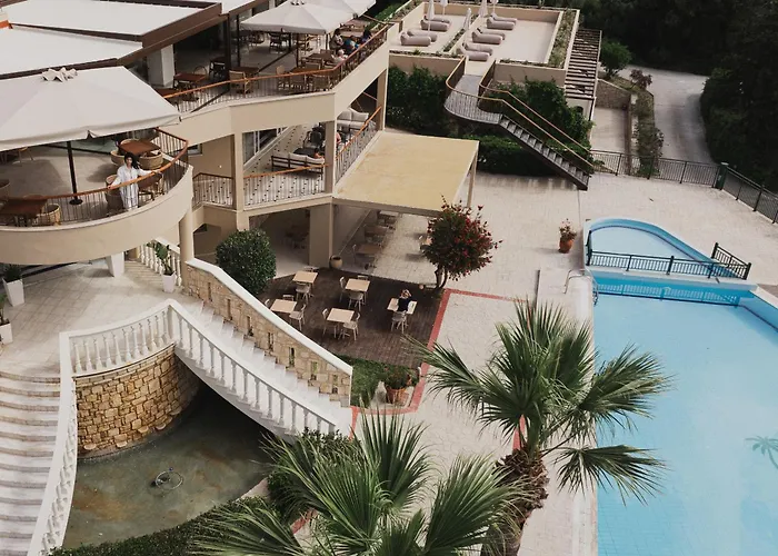Gerakas Belvedere Hotel & Spa