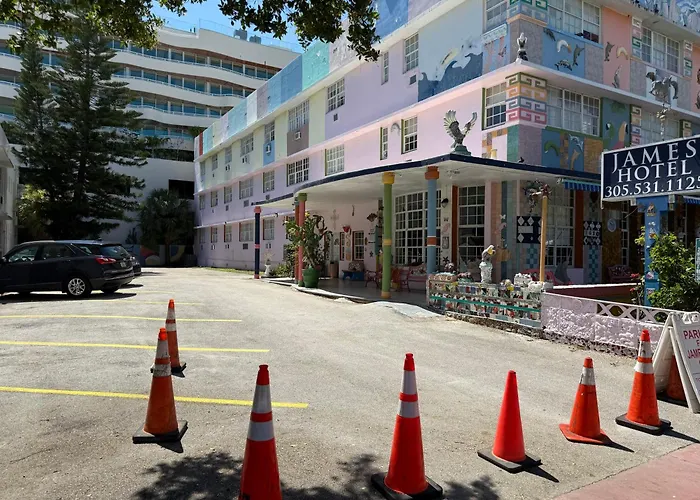 James Hotel