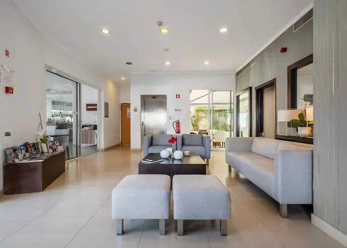 White Waters Hotel Machico 