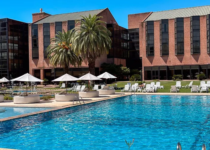 Sheraton Pilar & Convention Center