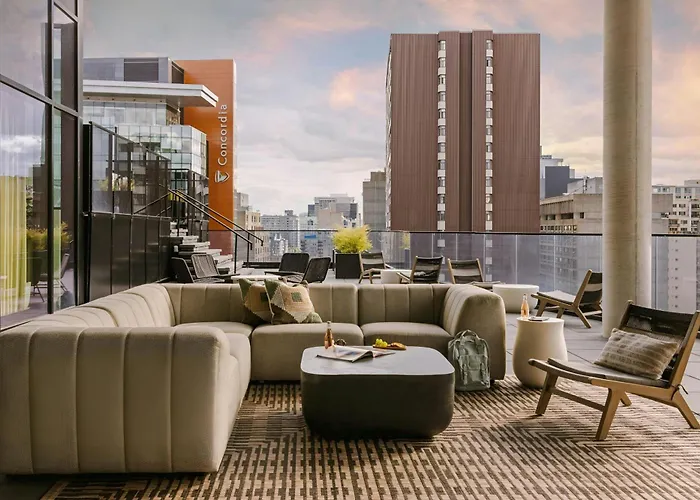 Hotel Monroe - Downtown Montreal