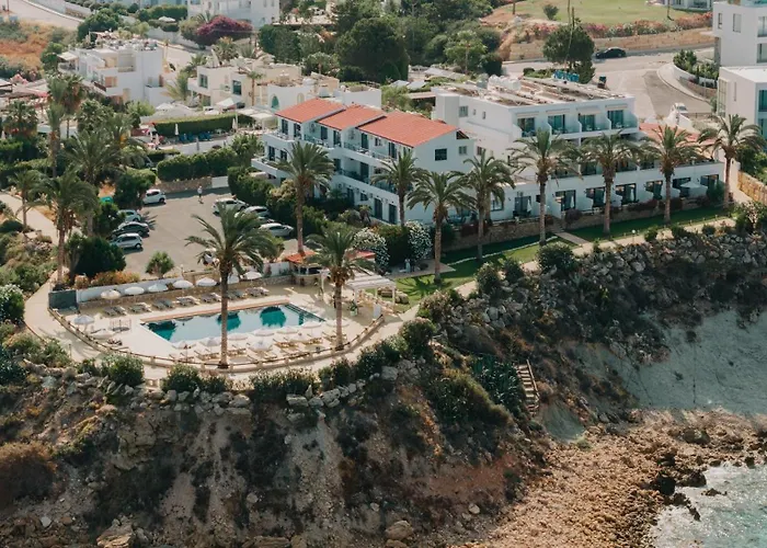 Vrachia Beach & Suites - Adults Only