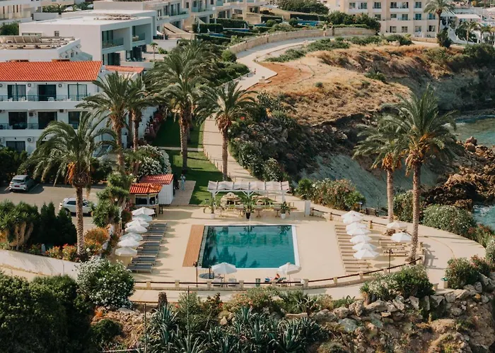 Vrachia Beach Hotel & Suites - Adults Only Kissonerga