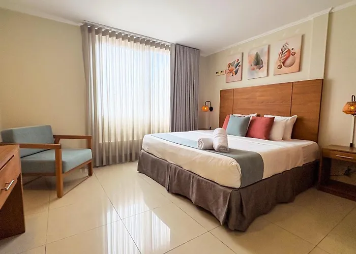 Majestic City Suites & Beach Hotel