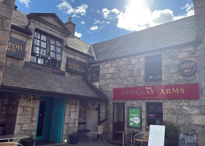 Douglas Arms Hotel