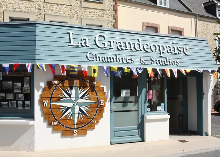 La Grandcopaise Chambres et Studios