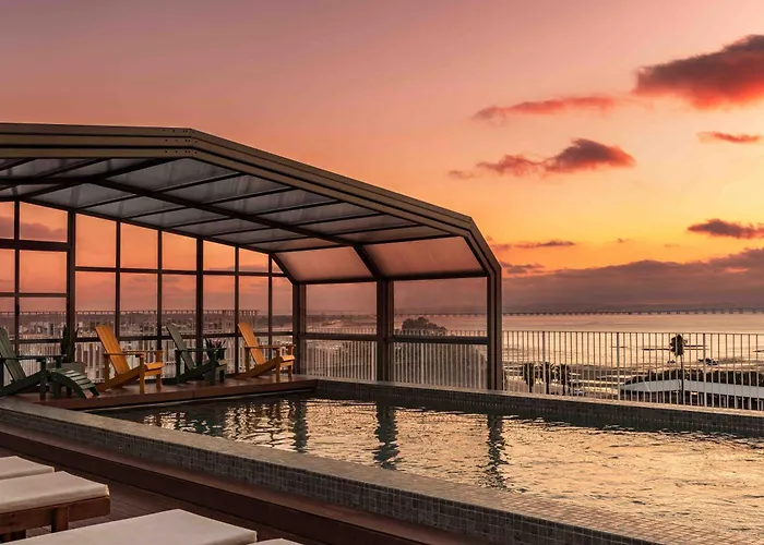 Upon Vila - Alcochete Hotel
