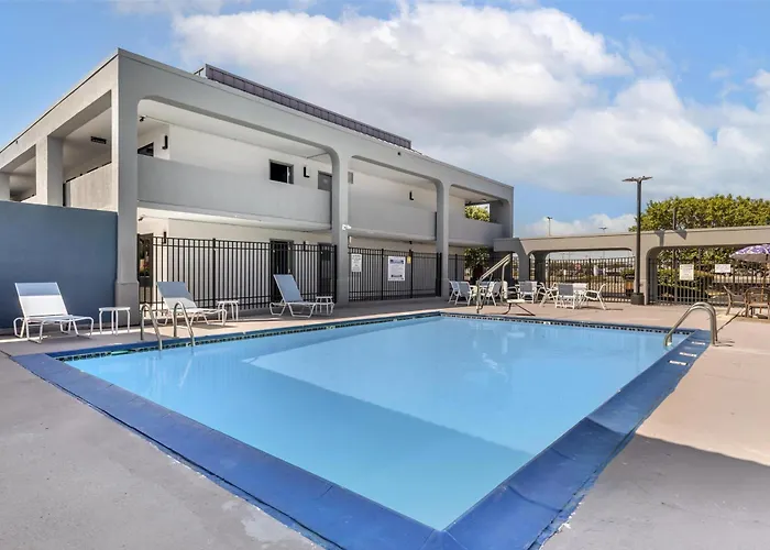 Best Western Salisbury Plaza