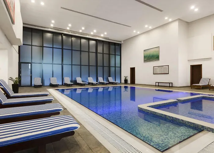 Ramada Hotel & Suites By Wyndham Adschman