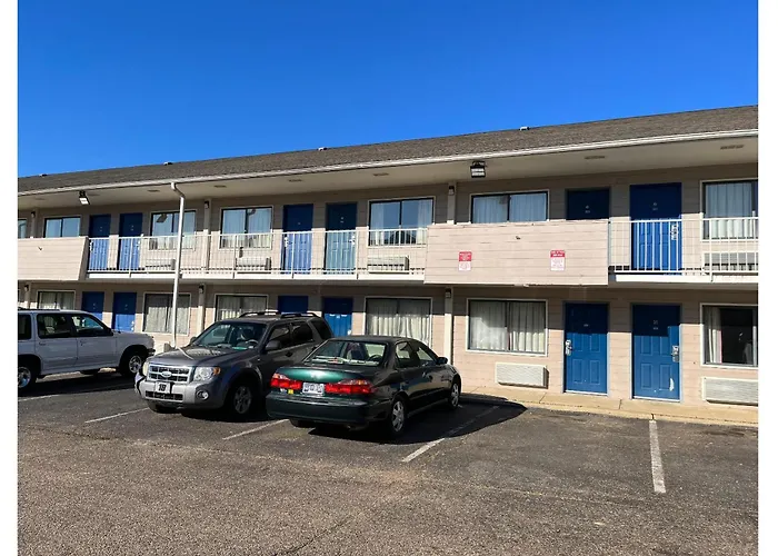 Motel 6 Millington Tn