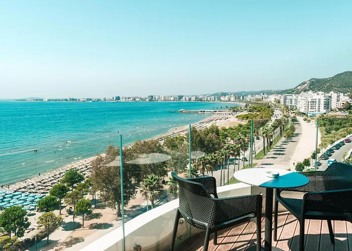 Yacht Hotel Vlorë
