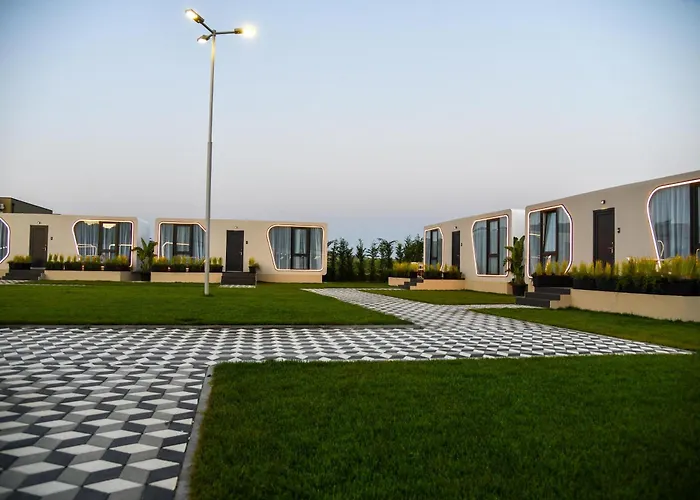 Amber Hotel Albania Spille