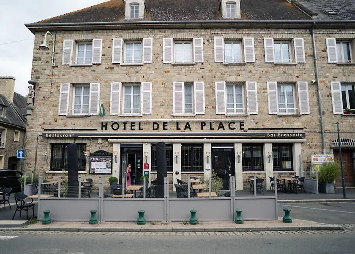 Logis -Hotel & Restaurant De La Place