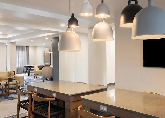 Fairfield Inn & Suites - Buffalo Airport