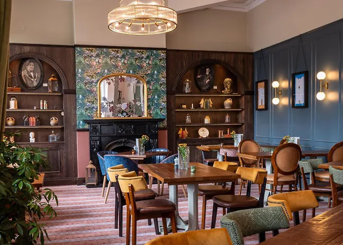 Toll House Inn