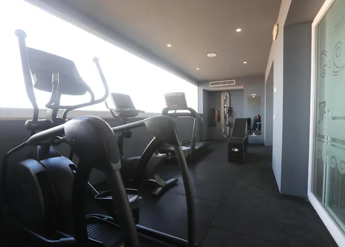 Hotel Tiber Rooftop & Wellness Fiumicino