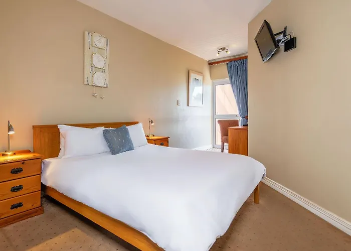 Burning Shore Hotel Langstrand