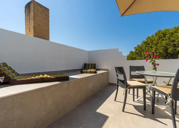 Hostal Restaurante Pou Des Lleo Sant Carles de Peralta