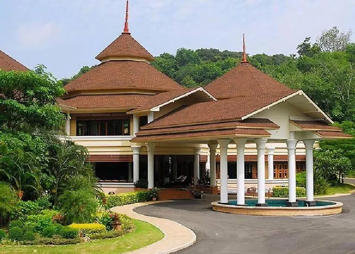 And Beach Bungalow At Lanta Resort