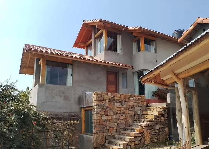 Casa de la Luna Comunidad Yumani