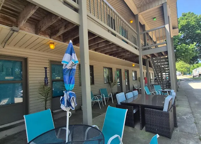 Lake Point Motel