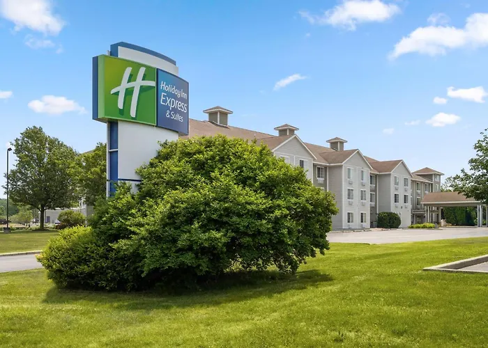 Holiday Inn Express & Suites New Buffalo, Mi By Ihg