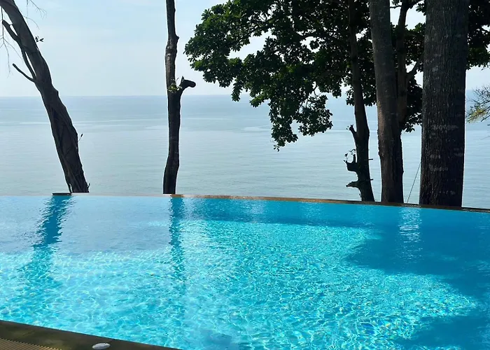 Chang Cliff Resort
