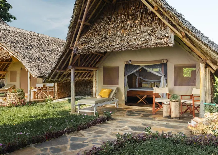 Mwazaro Beach Lodge Shimoni