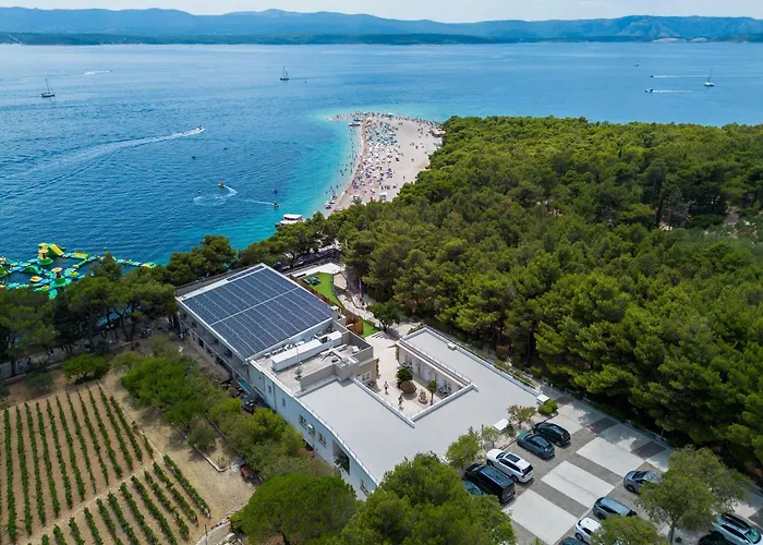 Zlatni Rat Beach Resort Bol