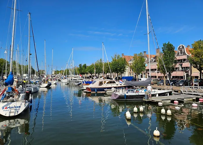 Harbour Hub Hotel Harlingen