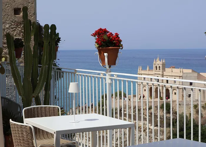 La Dolce Vita A Tropea