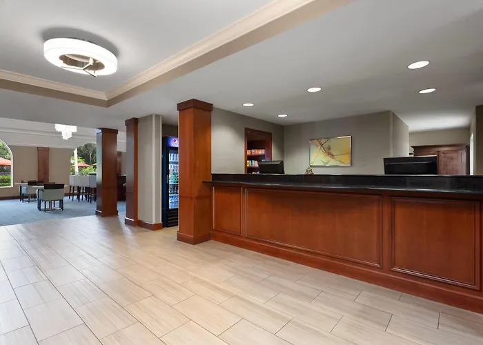 Hawthorn Extended Stay By Wyndham Naples Vineyards