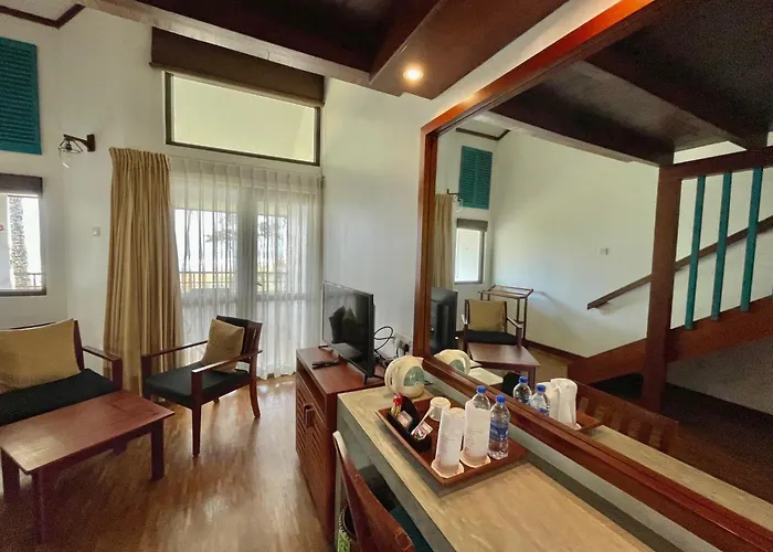 Tangerine Beach Hotel Kalutara