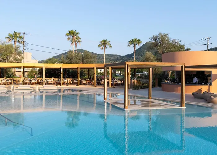 Sentido Apollo Palace Mesongí