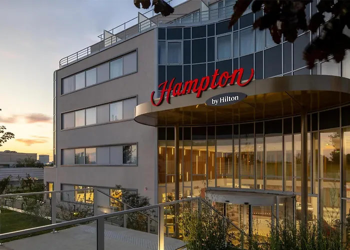 Hampton By Hilton Paris Charles De Gaulle Airport