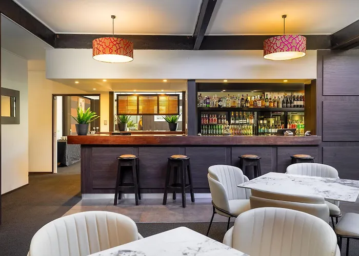 Grand Riccarton Hotel