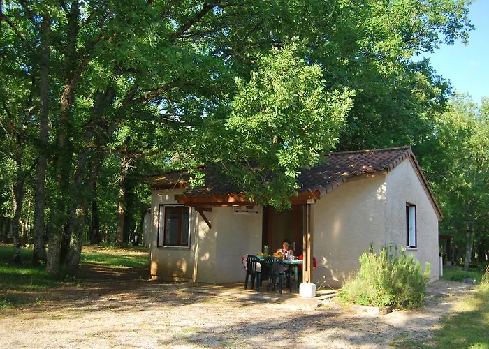 Lagrange Grand Bleu Vacances - Residence Les Ségalières