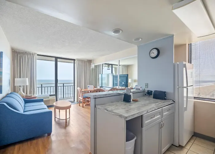 Four Sails Resort Virginia Beach