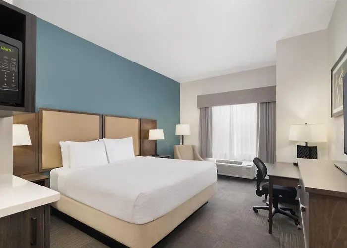 Best Western Plus Frontier Inn
