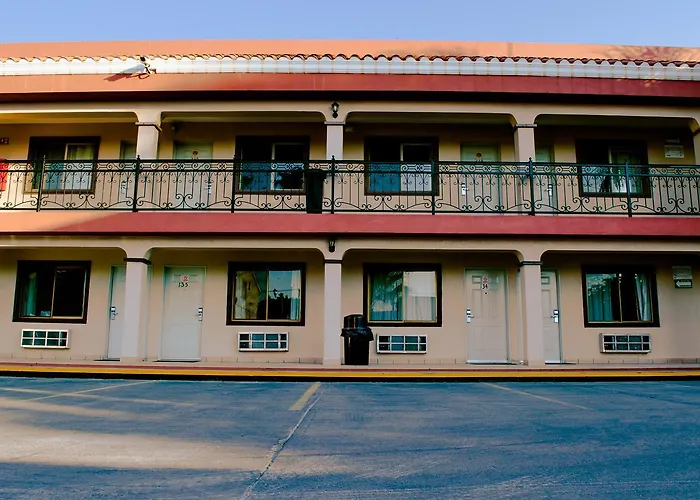 La Siesta Hotel