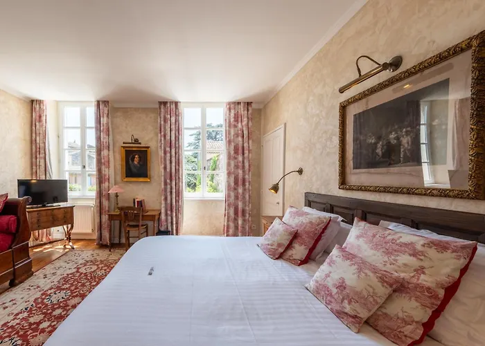 Hotel Le Clair De La Plume - Teritoria Grignan