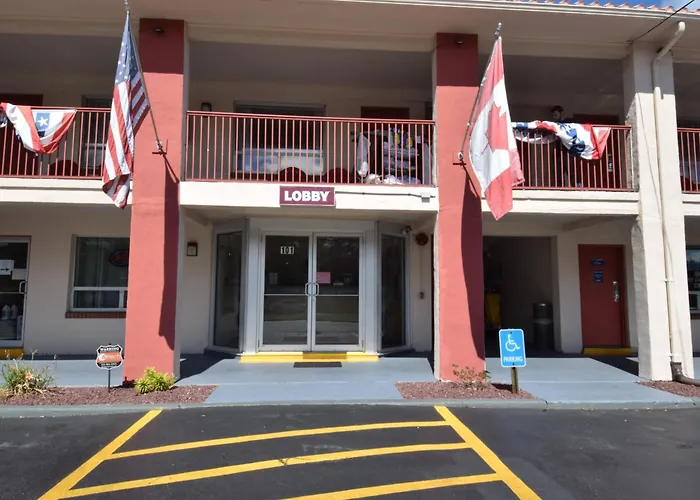 Knights Inn Oswego East