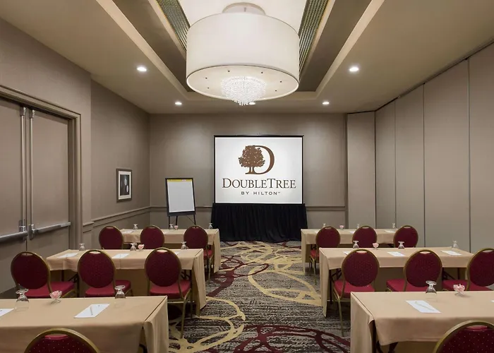 Doubletree By Hilton Los Angeles Norwalk