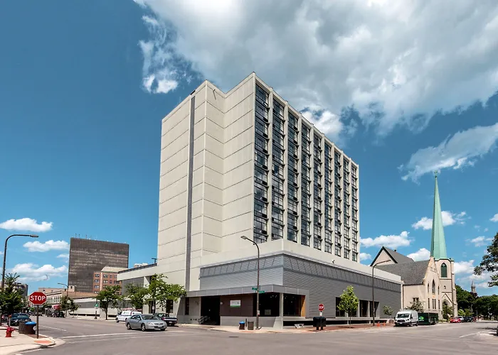Holiday Inn Chicago North- By Ihg